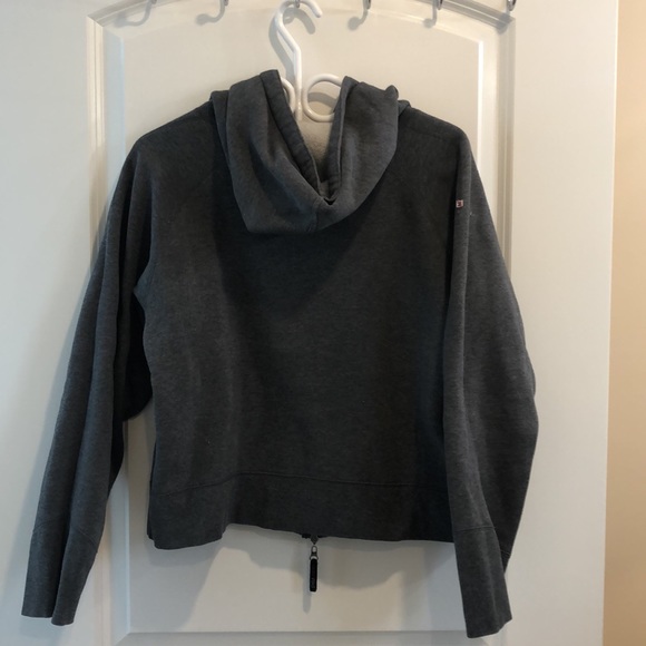 Ecko Red sweater - Picture 2 of 8